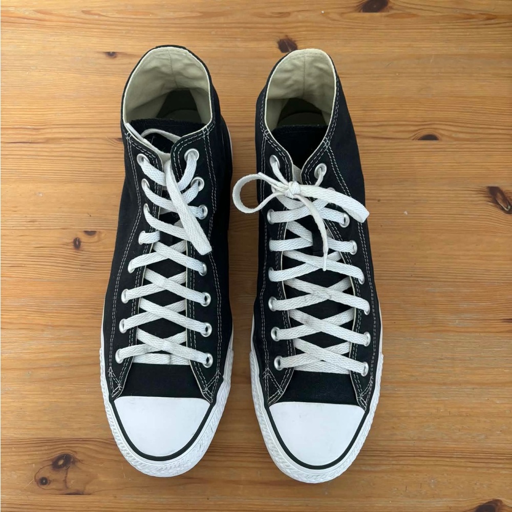 Converse Chuck Taylor All Star Unisex Black and White High-Top Sneakers